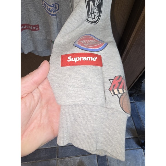 Rare SUPREME Hooded Sweatshirt Hoodie Men's Used from Japan Size M - Picture 3 of 8